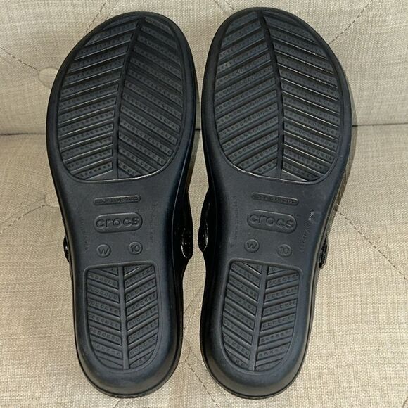 Crocs - Picture 4 of 8